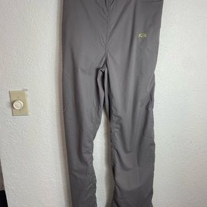 Iguana Med Women’s scrub pants Sz Lg